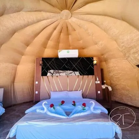 Malak Rum Luxury Camp Wadi Rum Exterior photo