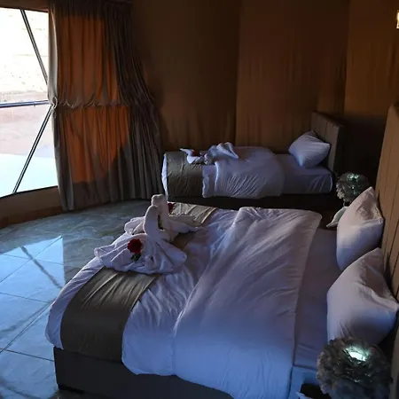 Malak Rum Luxury Camp Wadi Rum Exterior photo
