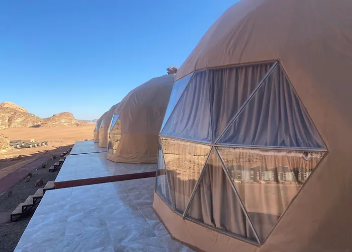 Malak Rum Luxury Camp